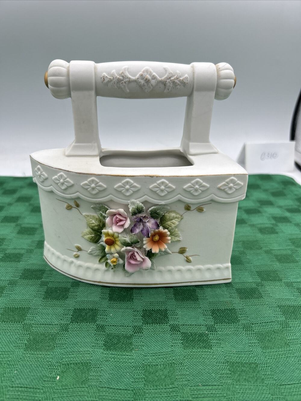 Very Rare 1940s Lefton Pocket Planter Wall Hanging Iron Shaped Hand Painted Japa